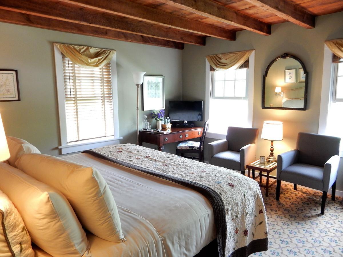 A Butlers Manor Bed & Breakfast Southampton Exterior foto